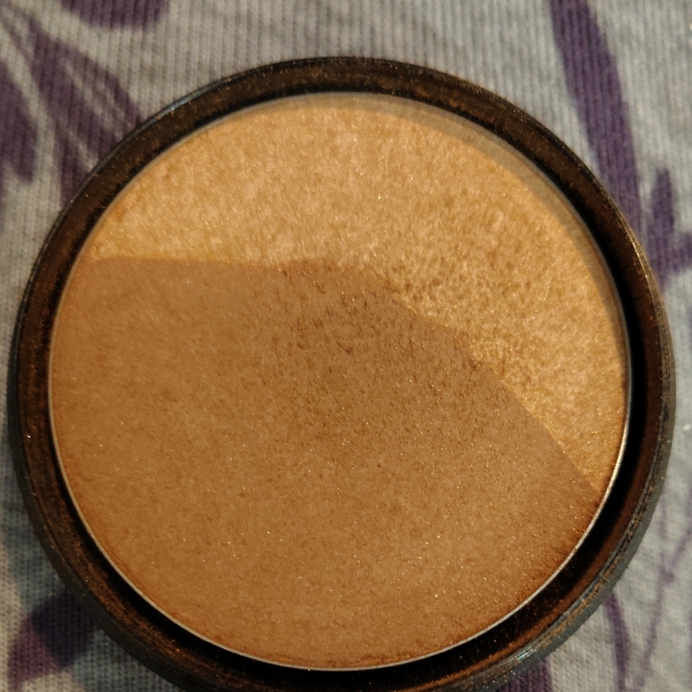 Radiant Glow Bronzer by [Brand]